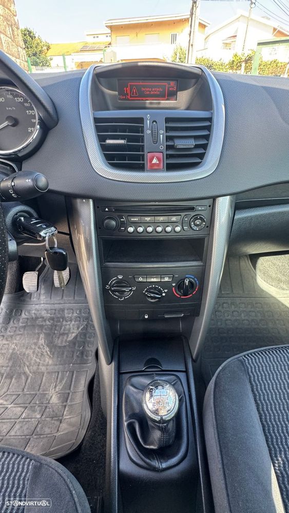 Peugeot 207 1.6 HDi Sport - 22