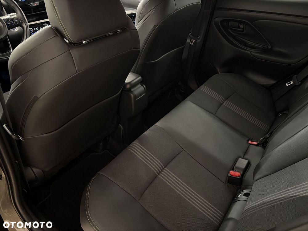 Toyota Yaris Cross Hybrid 1.5 Adventure - 12