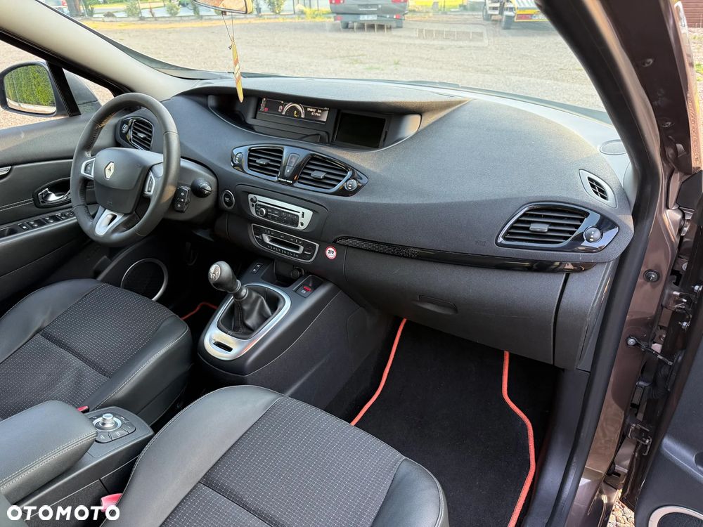 Renault Scenic - 10