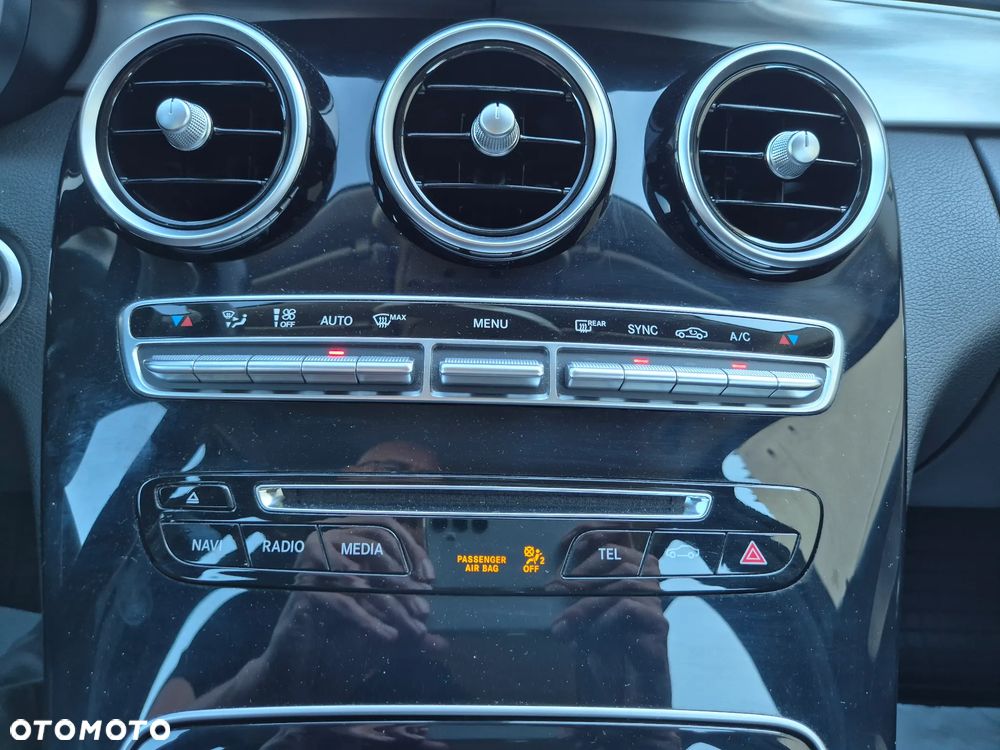 Mercedes-Benz Klasa C 200 7G-TRONIC Avantgarde - 37