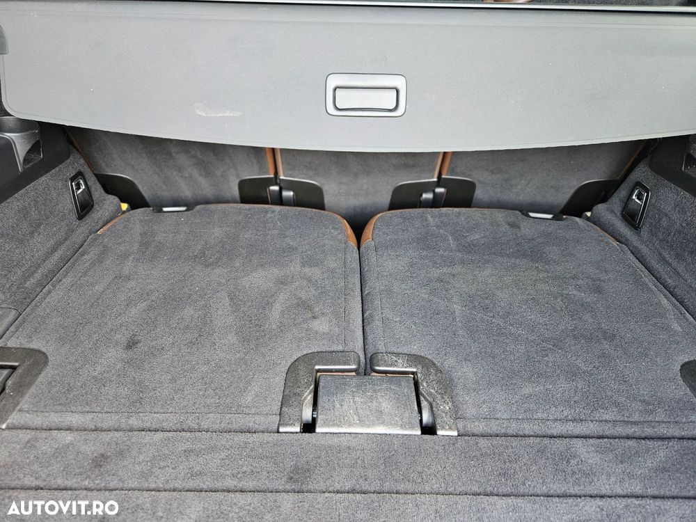 Volvo XC 90 B5 D AWD Geartronic Inscription - 23