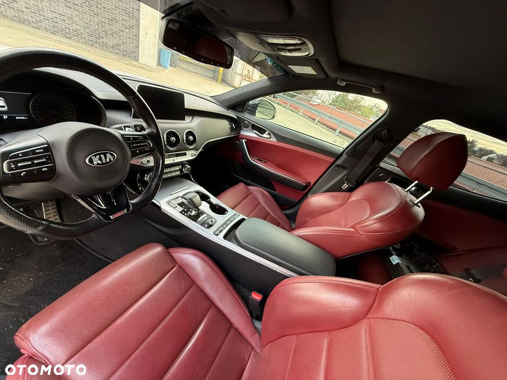 Kia Stinger 3.3 T-GDI AWD GT - 8