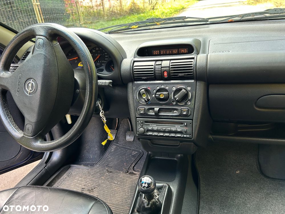 Opel Tigra 1.4 - 8