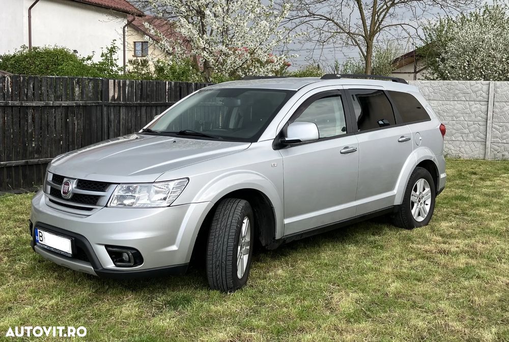 Fiat Freemont 2.0 Mjet AT AWD - 2