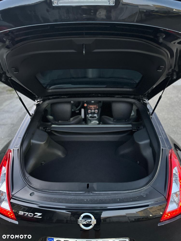 Nissan 370 Z 3.7 V6 - 6