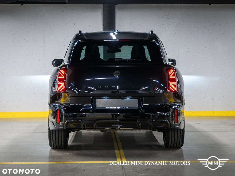 MINI Countryman S ALL4 John Cooper Works Trim - 5