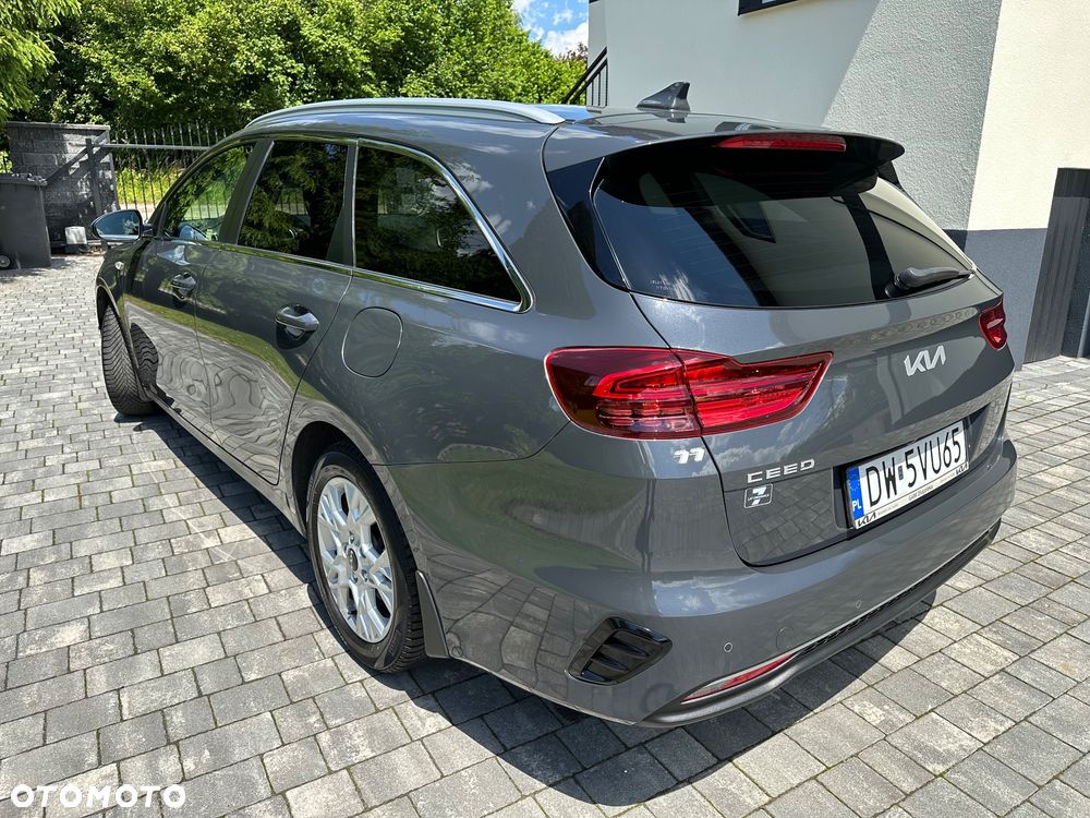 Kia Ceed 1.5 T-GDI M - 9