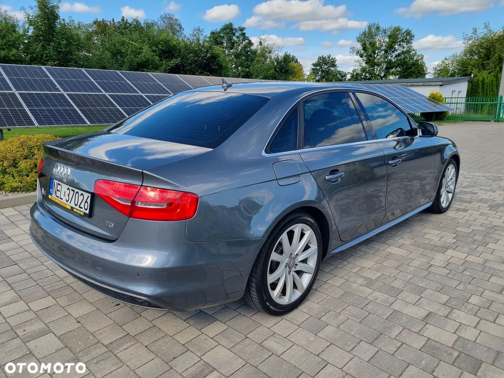 Audi A4 - 4