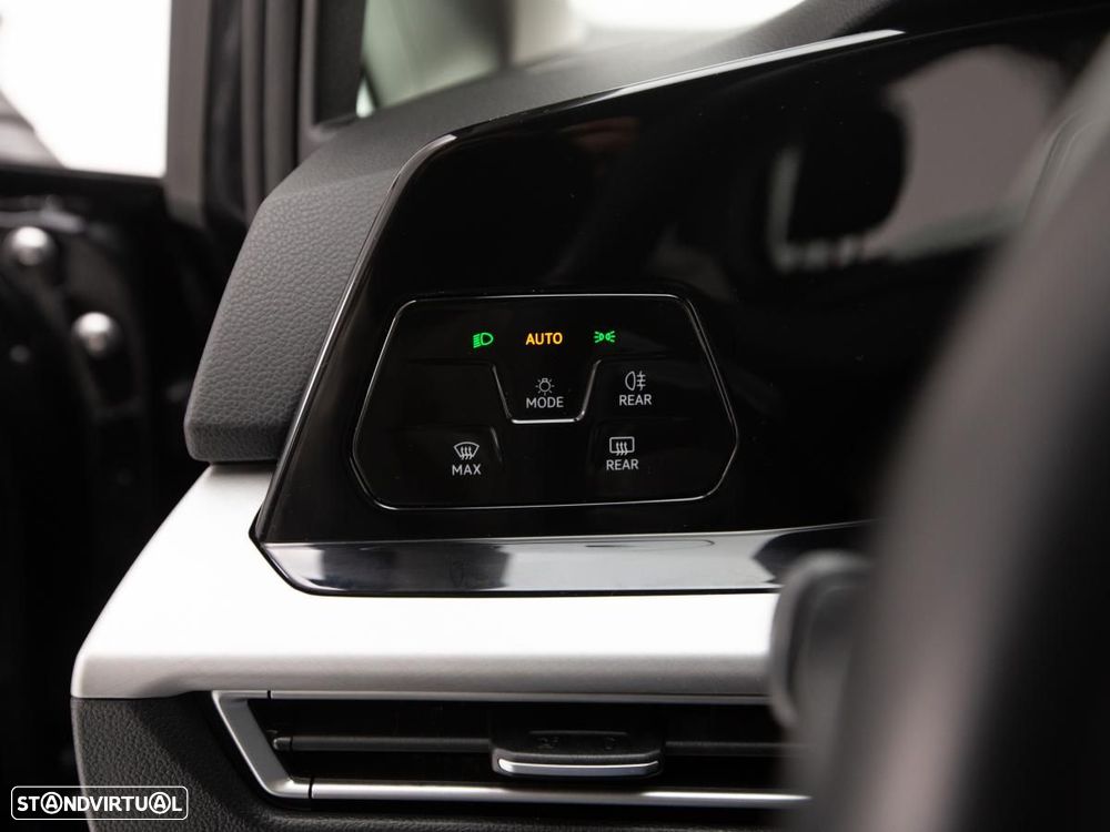 VW Golf 2.0 TDI Life - 14