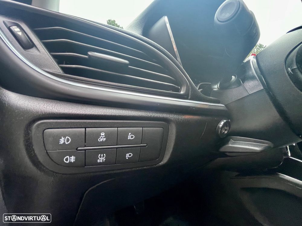 Fiat Tipo 1.3 M-Jet Lounge Tech - 12