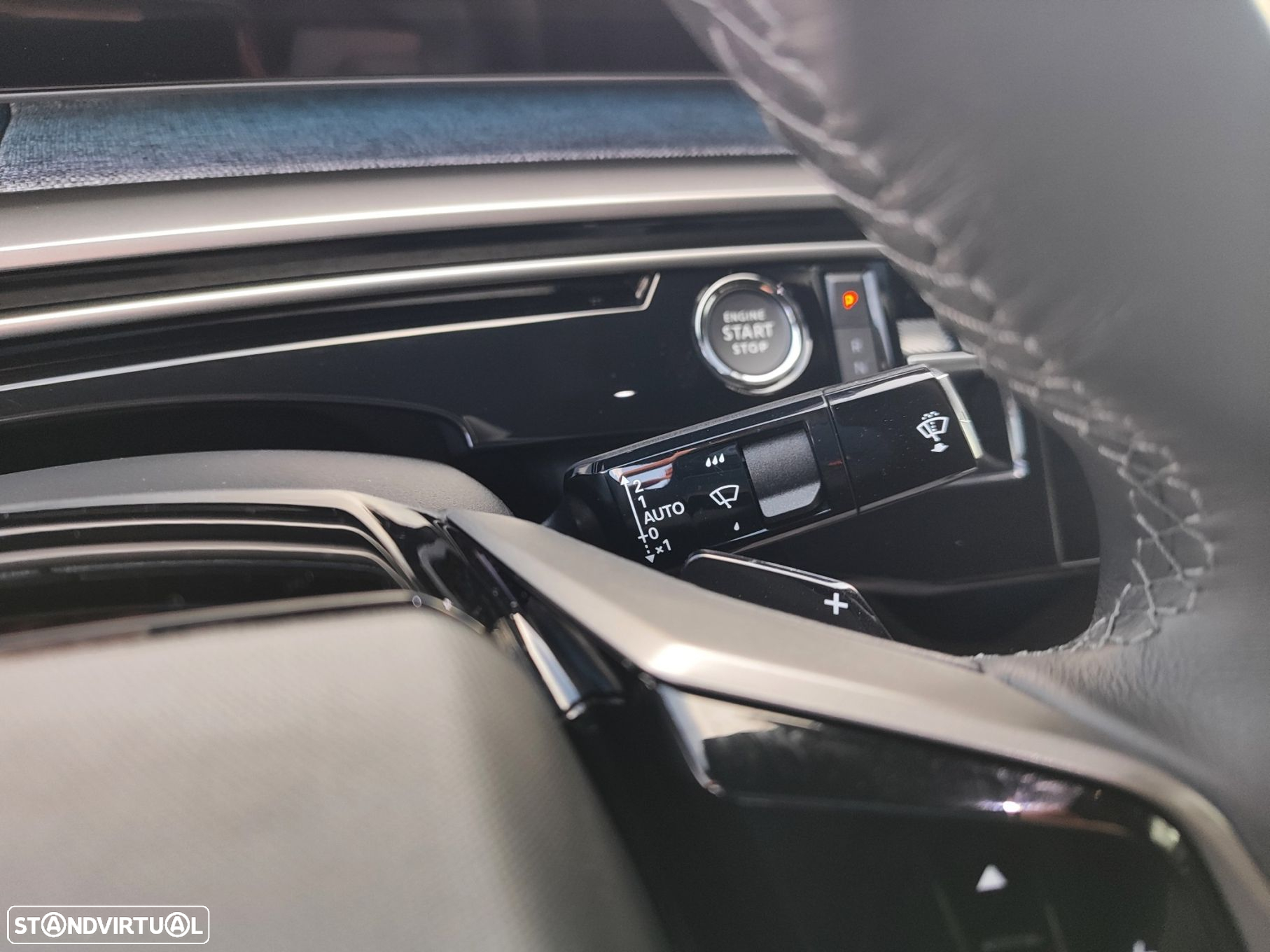 Peugeot E-3008 73 kWh Allure - 26