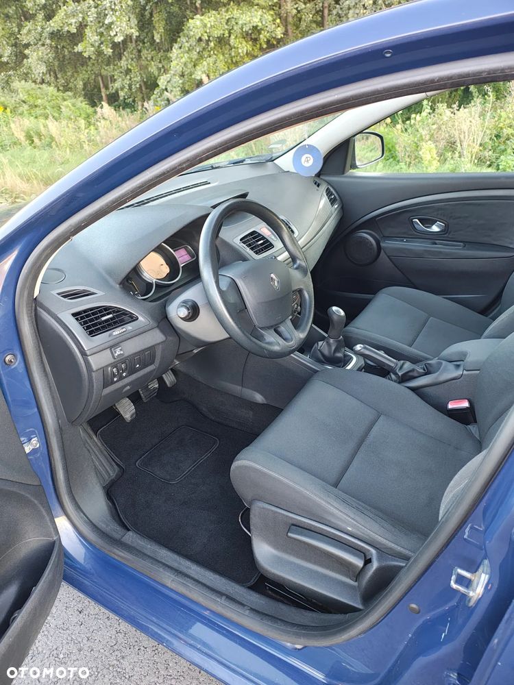 Renault Megane 1.6 16V 100 Authentique - 4