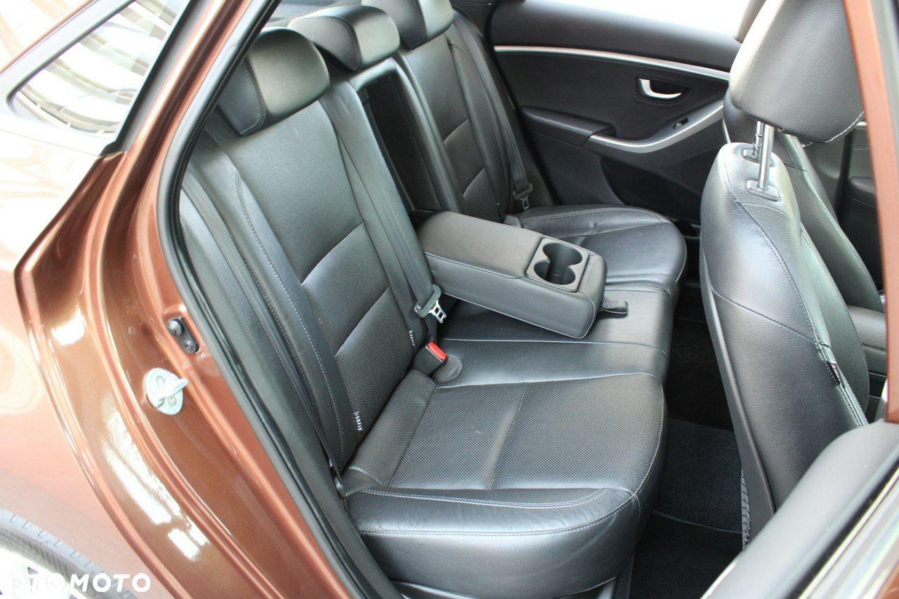 Hyundai i30 - 12