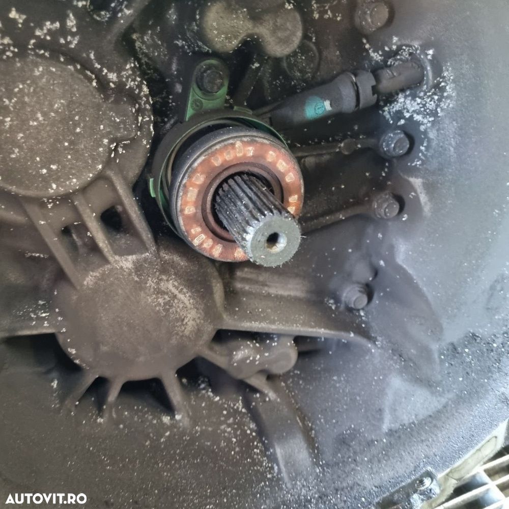 Cutie de viteze Mitsubishi Outlander 2.2 D 2009 - 2012 156CP Manuala 6 Trepte 4HN (1411) ... - 2