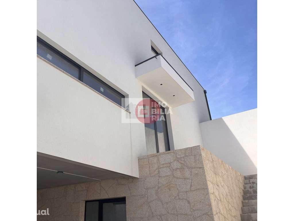 Moradia T4 à venda em Vila Nova de Famalicão - Grande imagem: 4/20