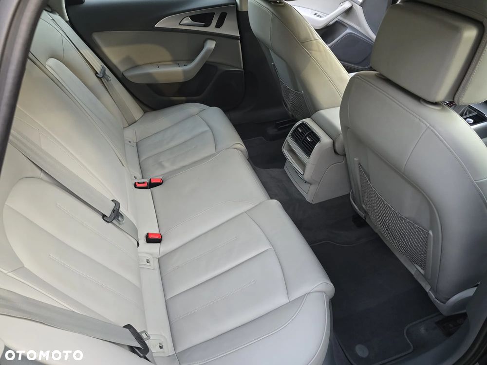 Audi A6 Avant - 15