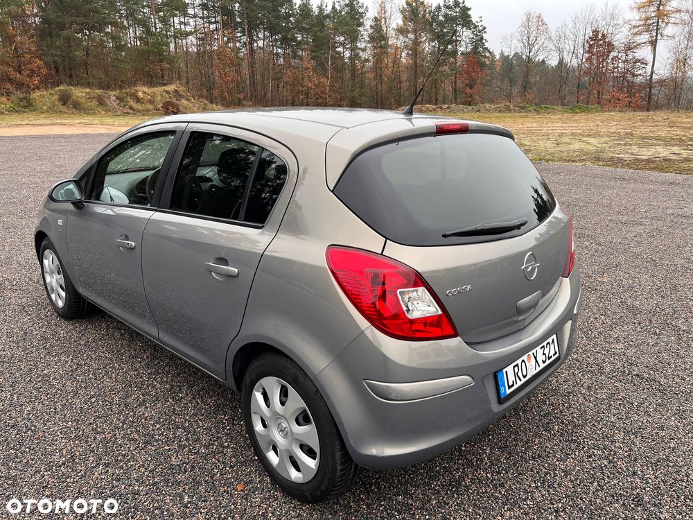 Opel Corsa 1.4 16V Edition 111 Jahre - 11