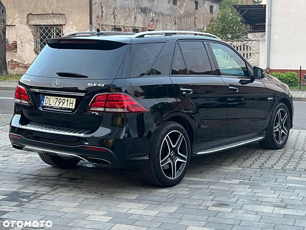 Mercedes-Benz GLE AMG 43 4Matic 9G-TRONIC AMG Line - 9