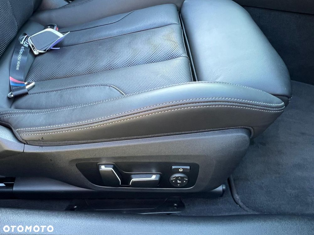 BMW M4 Competition M xDrive - 17