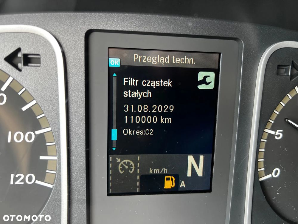 Mercedes-Benz ATEGO - 32