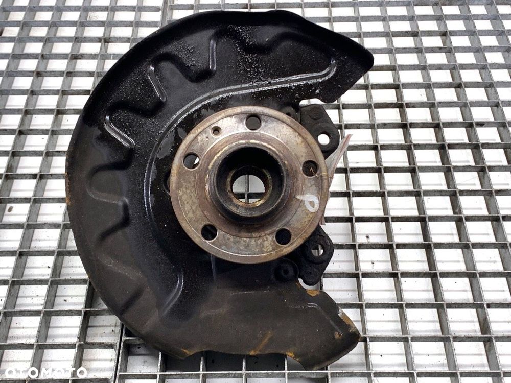 ZWROTNICA PRAWY PRZÓD  SKODA RAPID (NH3, NK3, NK6) 2012 - 2022 1.6 TDI 85 kW [115 KM] olej - 1