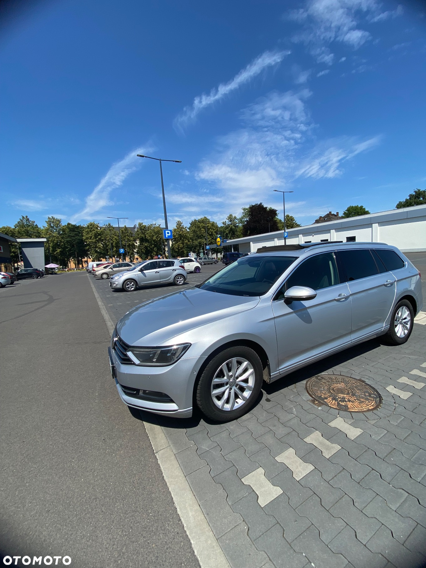 Volkswagen Passat - 26