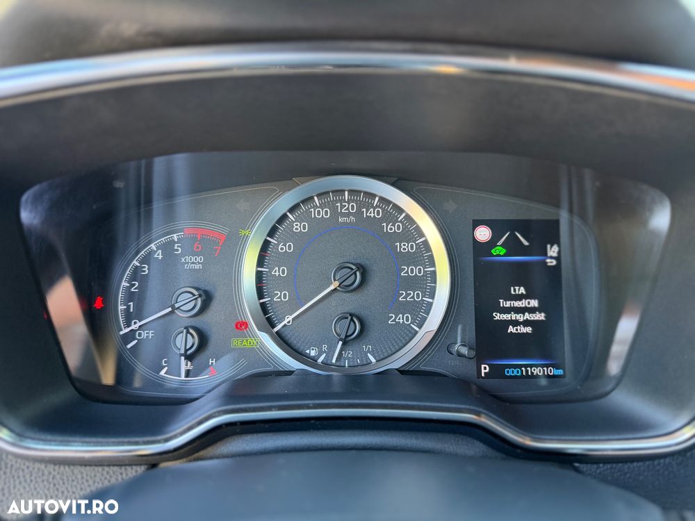 Toyota Corolla 1.8 Hybrid Comfort - 21