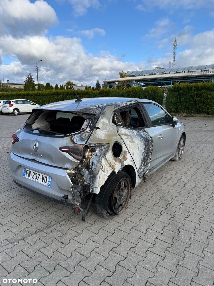 Renault Clio - 6
