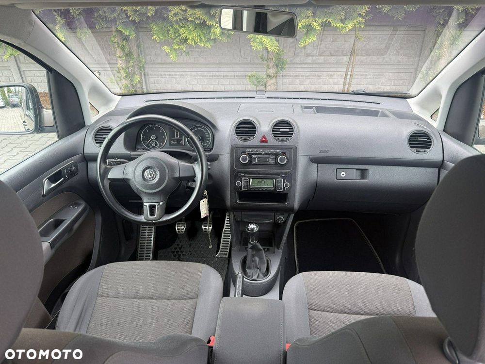 Volkswagen Caddy - 10