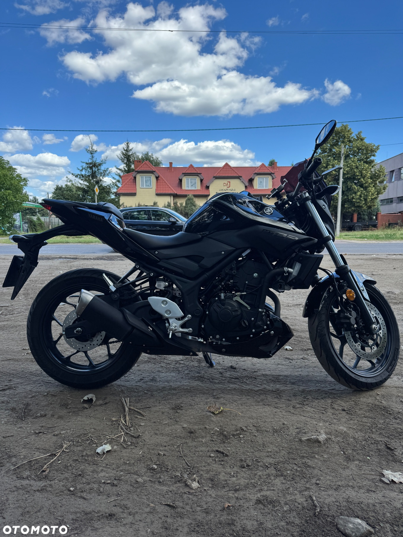 Yamaha MT - 5