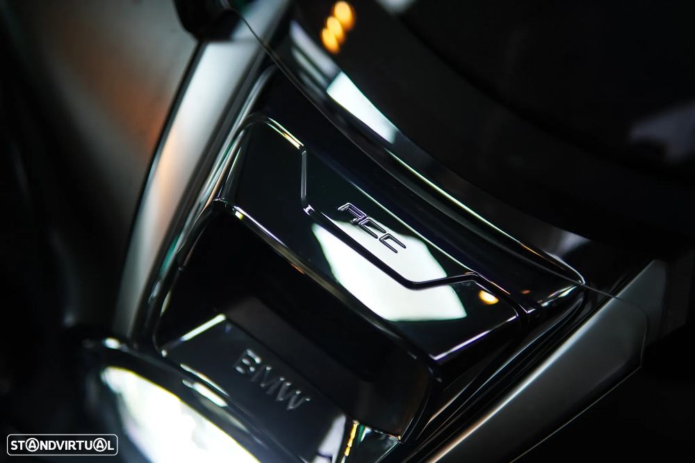 BMW R 18 Transcontinental Manhattan Metallic Matte - 10