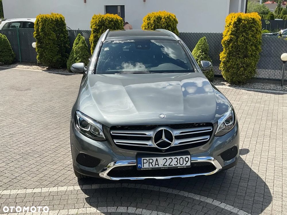 Mercedes-Benz GLC 250 4Matic 9G-TRONIC AMG Line - 30
