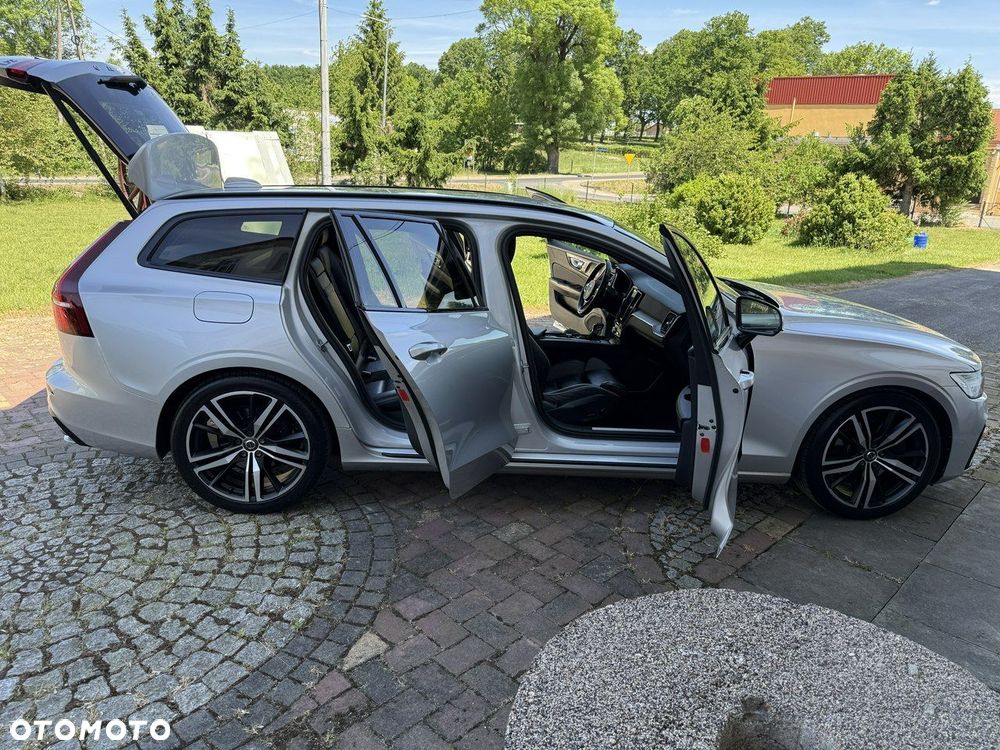 Volvo V60 T4 Geartronic R-Design - 25