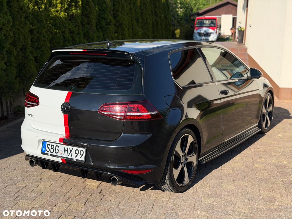 Volkswagen Golf GTI BlueMotion Technology - 38