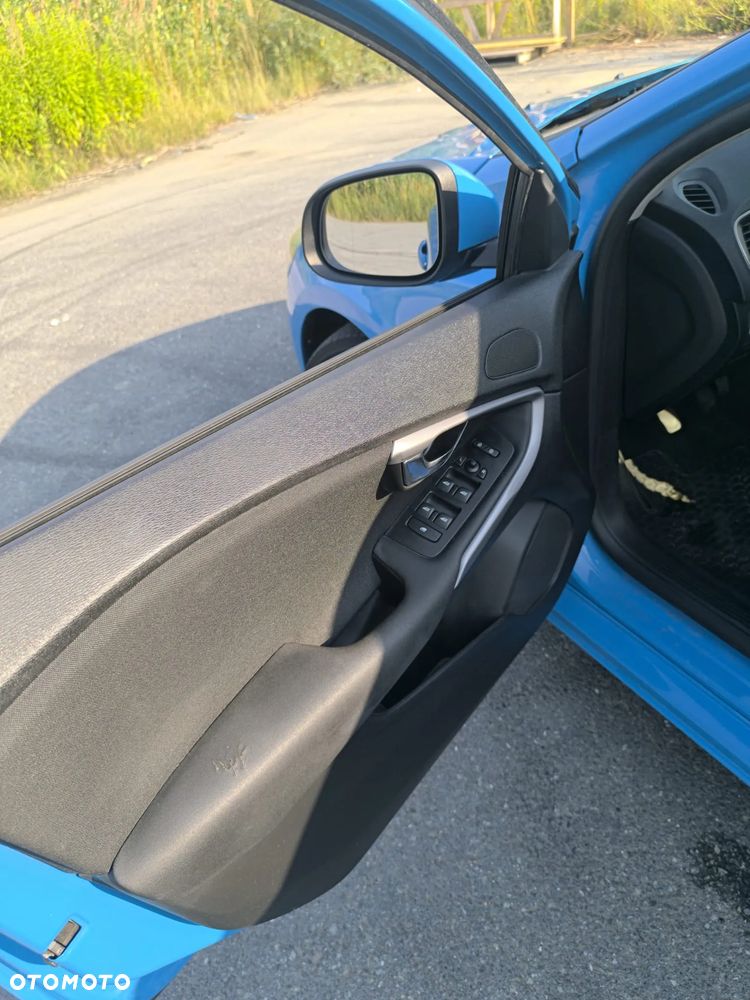 Volvo V40 D2 Kinetic - 18