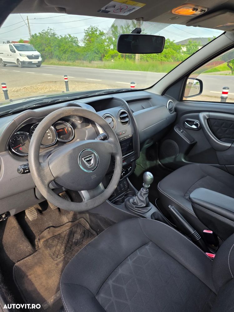 Dacia Duster 1.5 dCi 4x2 Prestige - 10
