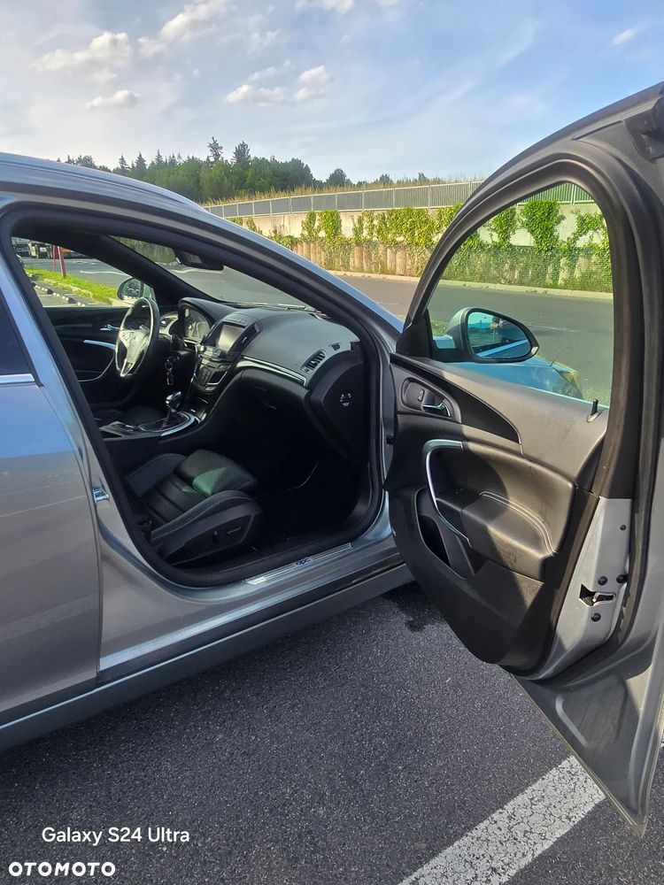 Opel Insignia 2.8 T V6 OPC - 12