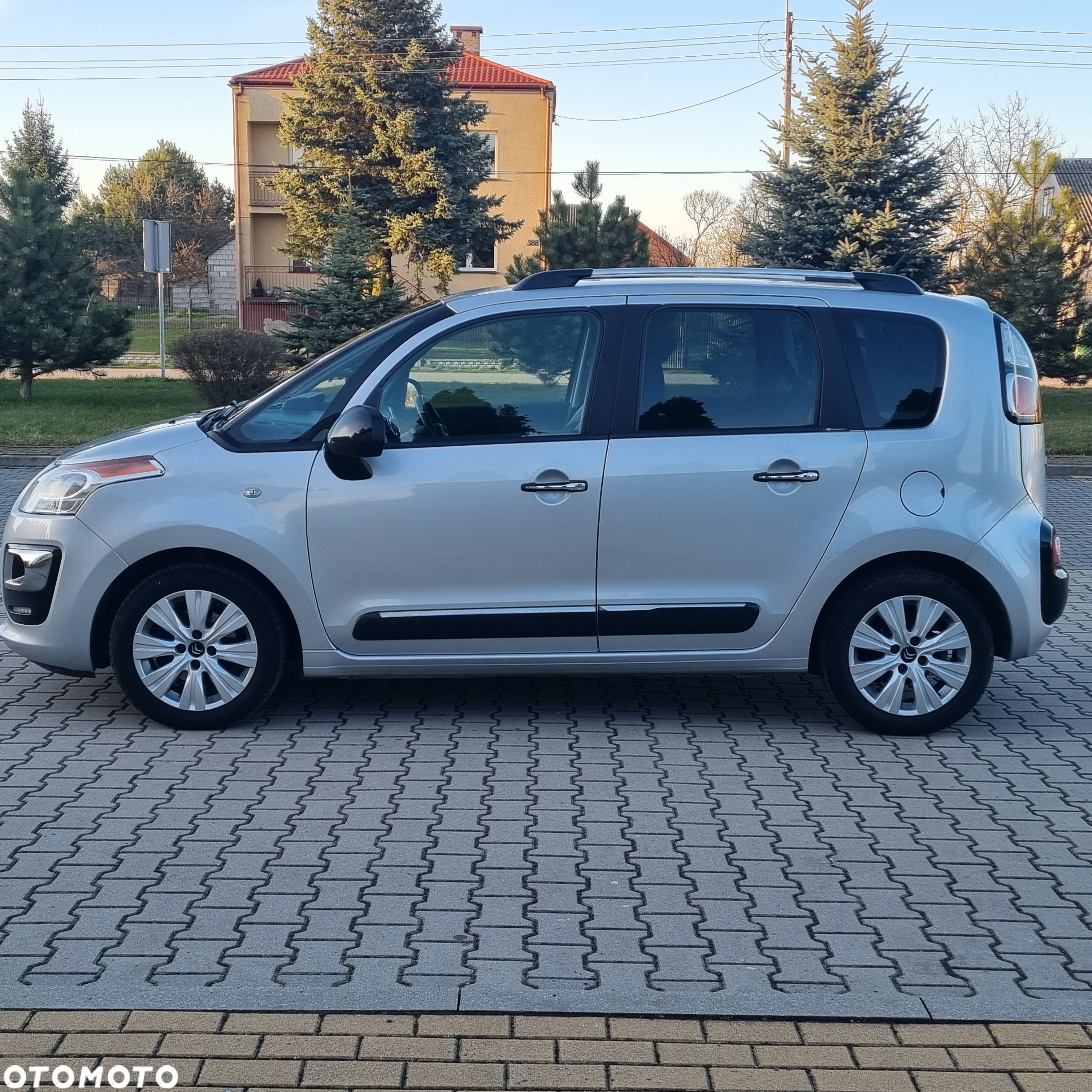 Citroën C3 Picasso PureTech 110 Exclusive - 3