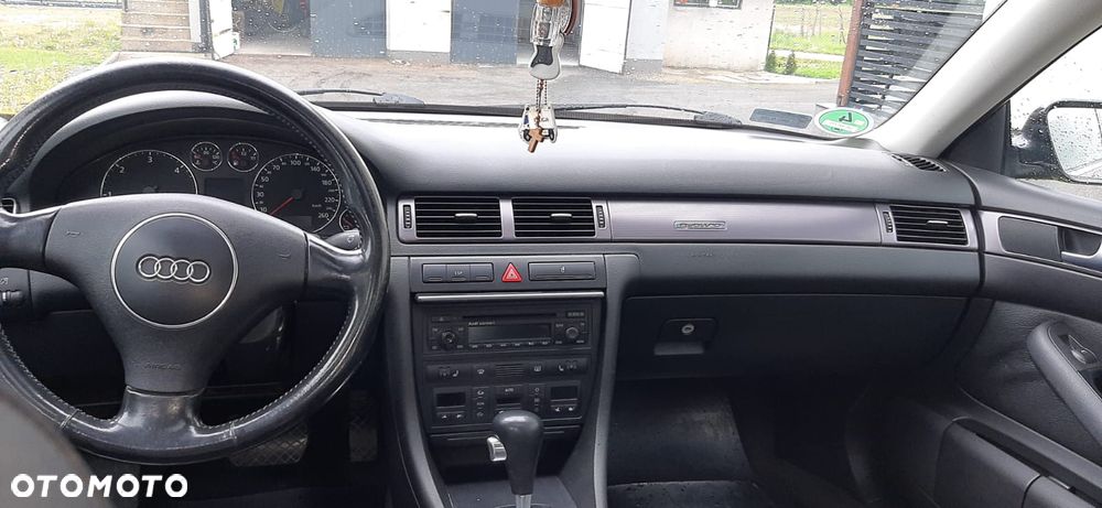 Audi A6 Avant 2.5 TDI - 9