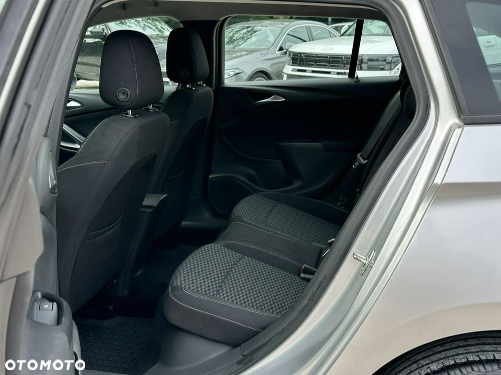 Opel Astra - 15