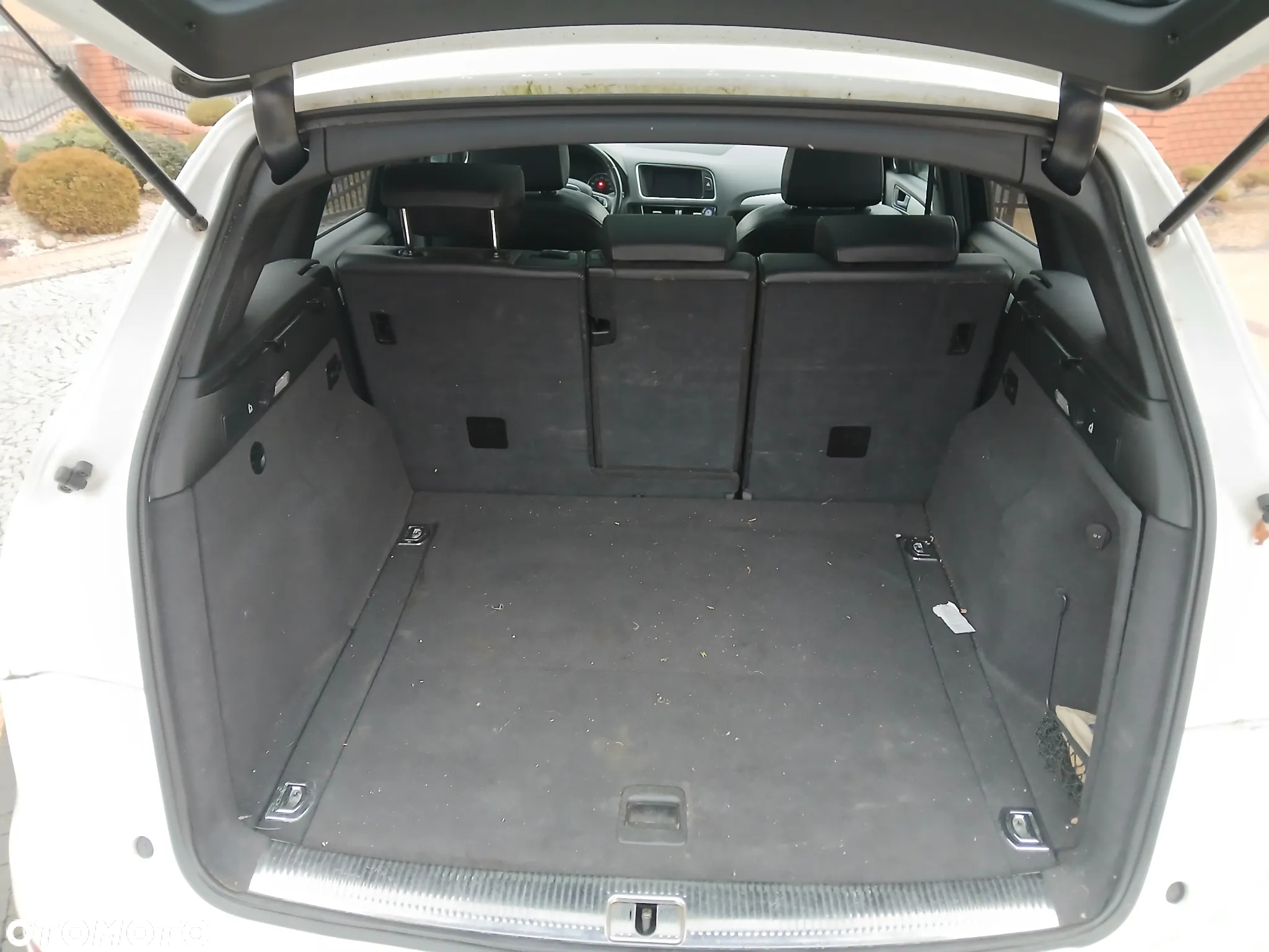 Audi Q5 3.2 FSI Quattro S tronic - 11