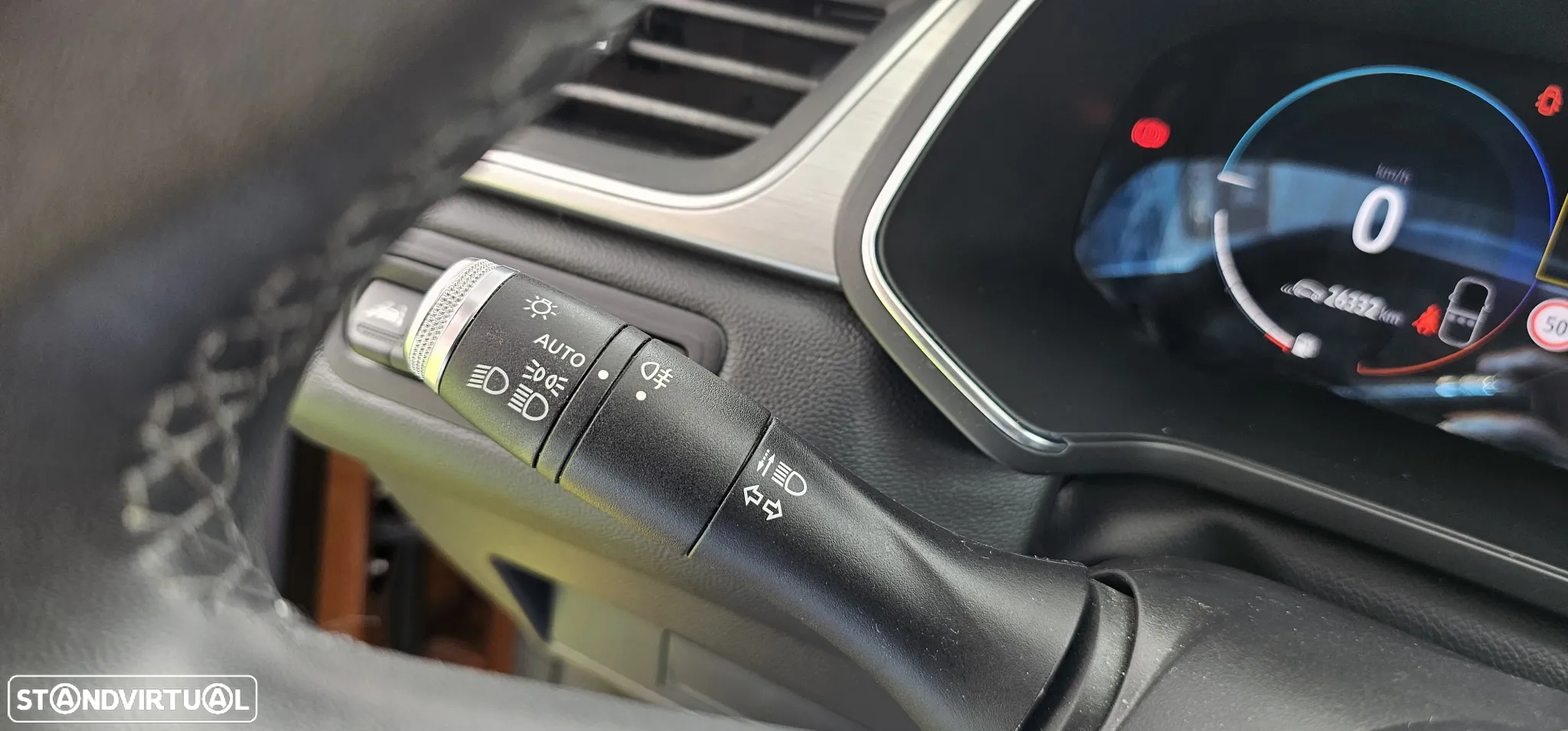Renault Captur 1.6 E-Tech Plug-In Intens - 12