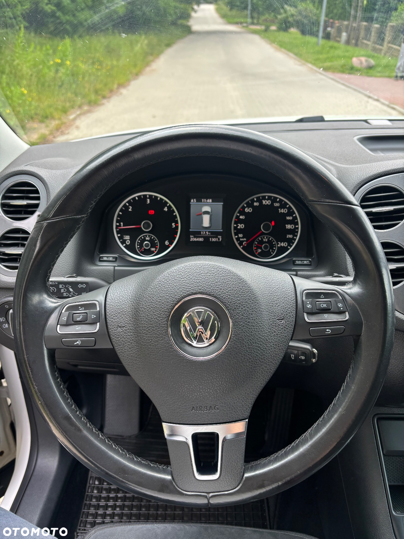 Volkswagen Tiguan - 8