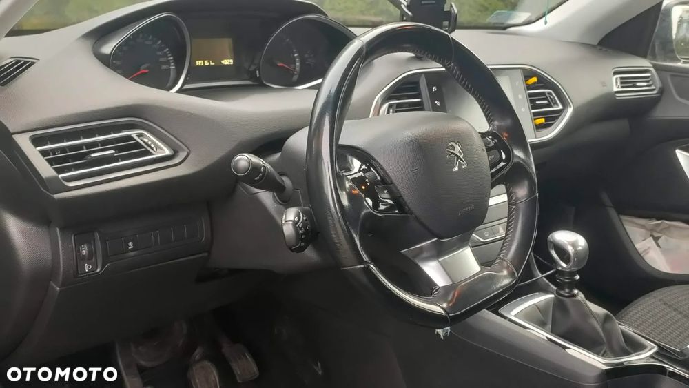 Peugeot 308 1.6 BlueHDi Active S&S - 11