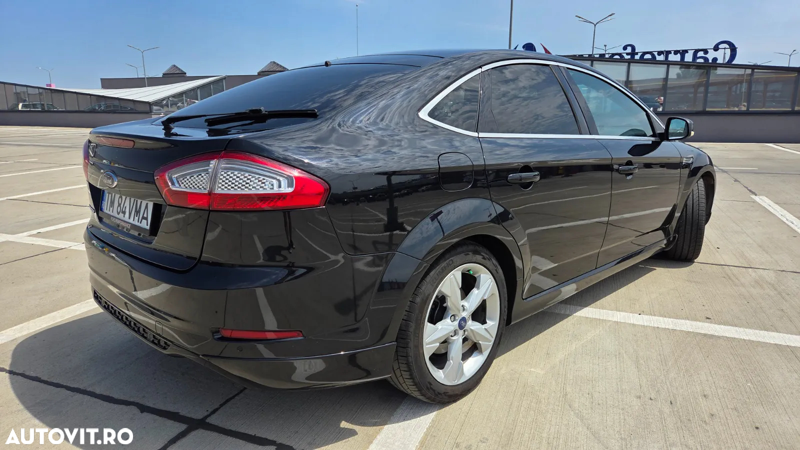 Ford Mondeo 2.0 TDCi Powershift Business Class - 4