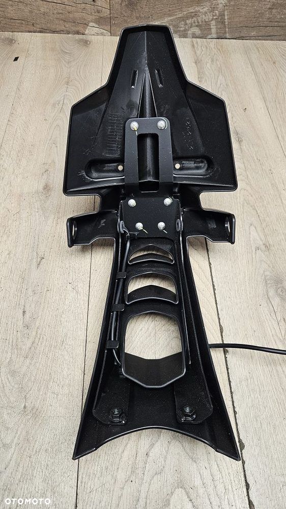 Błotnik Tył Mocowanie Tablicy Yamaha FZ1 Fazer FZ8 2D1-21629 - 9