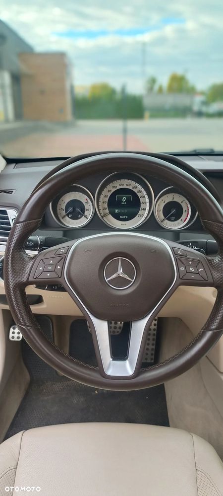Mercedes-Benz Klasa E 350 BlueTEC Coupe 7G-TRONIC - 16