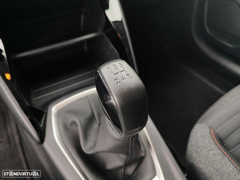 Peugeot 208 1.2 PureTech Active - 26