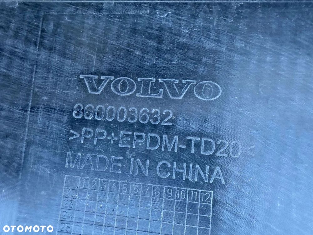 ZDERZAK Volvo EX30 2024 ORYGINAŁ BEZ USZKODZEŃ - 7