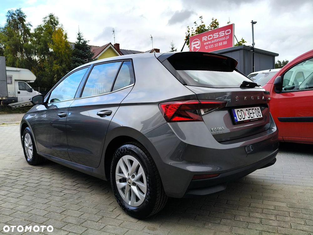 Skoda Fabia - 8
